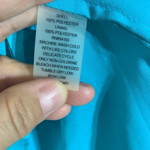 🌸2/$25 NWT Calvin Klein Aqua Semi-sheer Layered Top Blouse - Picture 3 of 6